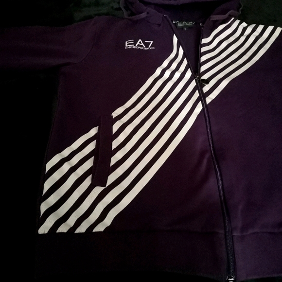 Emporio Armani deep purple hoodie women’s size medium - Picture 7 of 10